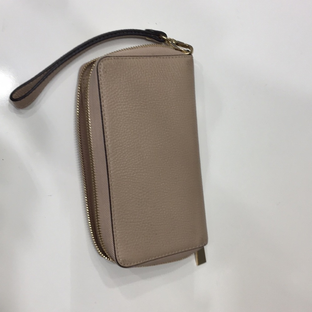 Michael Kors wallet - Picture 3 of 4